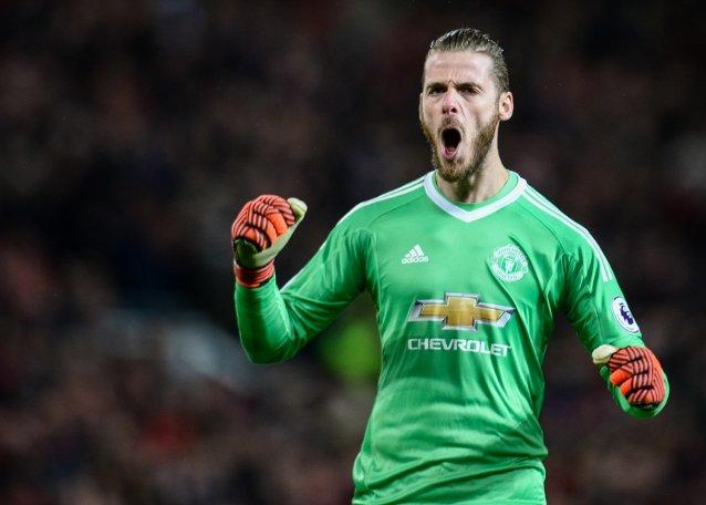 Thủ Môn trong tiếng anh là gì: Định nghĩa, ví dụ.